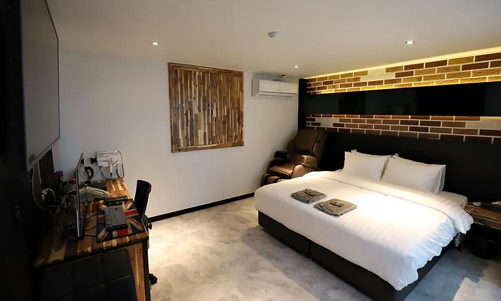 ***  Incheon Illuwa Hotel South Korea